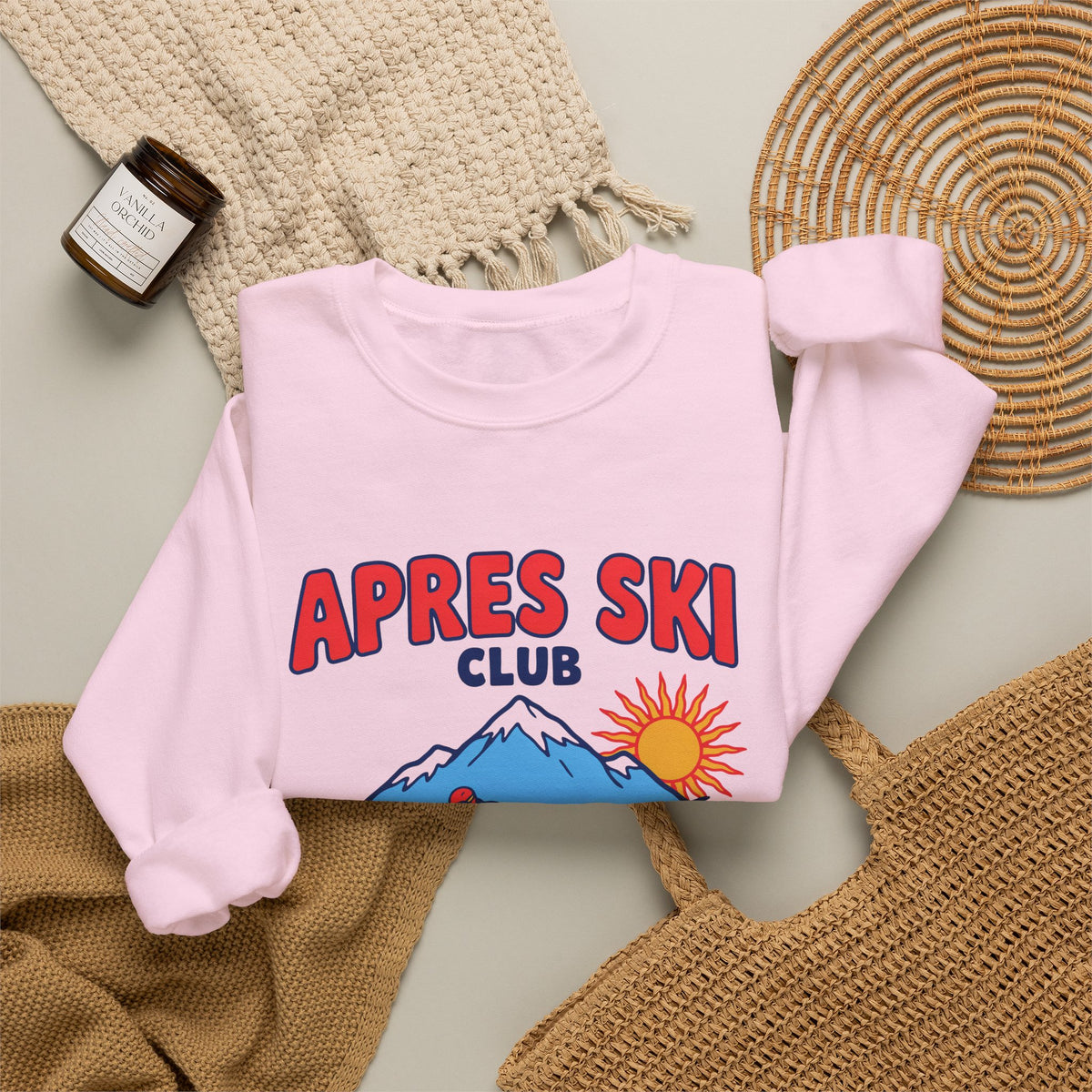 Apres Ski Club Sweatshirt, Retro Ski Crewneck, Skiing Sweatshirt